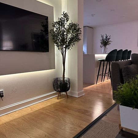 Lux 2 Bedroom Ground Floor Apartment EDI Eksteriør billede
